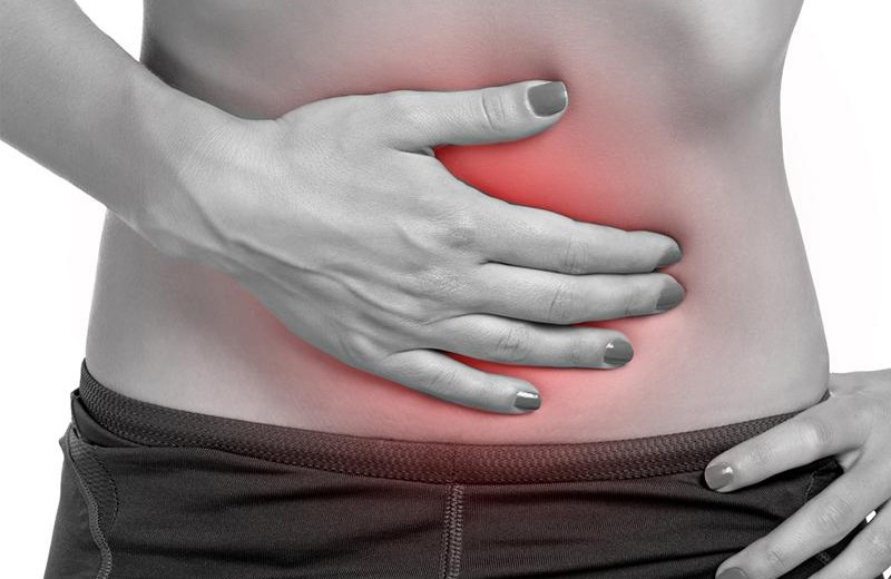 Що таке важкість у шлунку і як вона проявляється